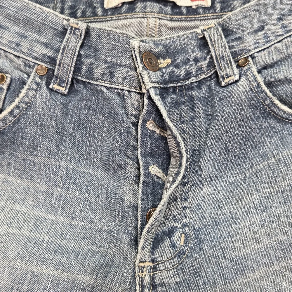 Diesel Jeans Mens Light Blue Straight Button Fly Faint Stains Hem Fits 28x30‎